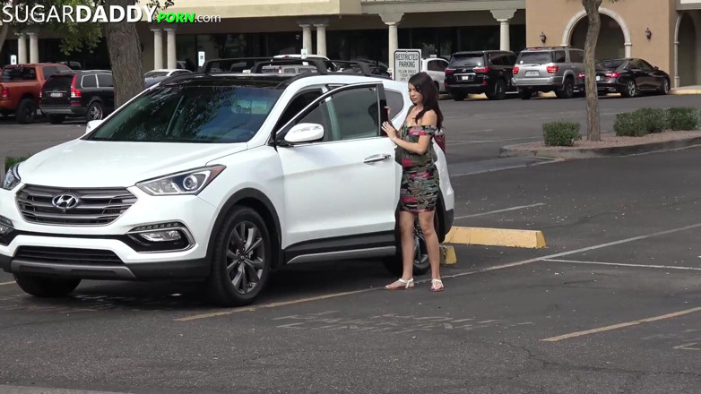 Sugar Daddy Porn: คะแนน: 7/10 Natasha Diamond อาจจะเย็ดแค่ฉันคนเดียว