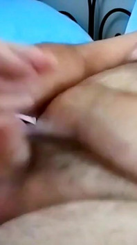 Jag gör åtta sprut av sperma medan jag knullar mina fans i en privat show