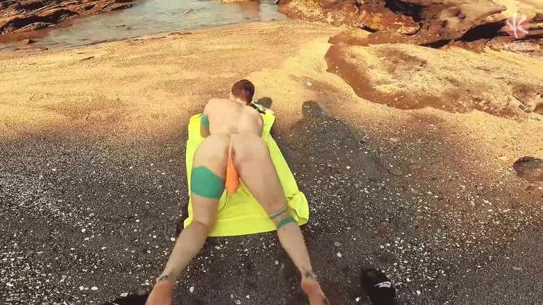 Yoshi Kawasaki XXX: Yoshikawasakixxx - Yoshi Kawasaki roztahuje axelskou propast