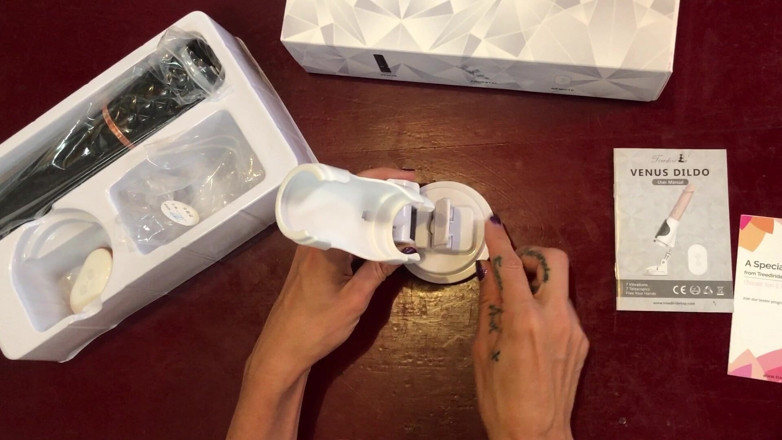 Goddess Maya: Unboxing Realistic Dildo Electric