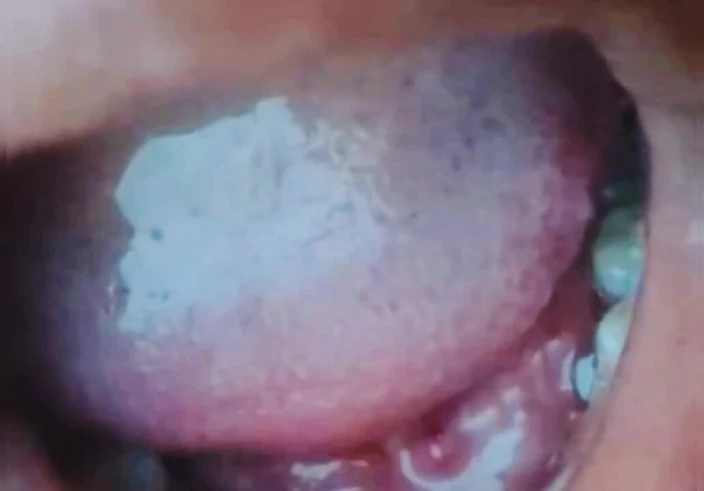Sex bird: Hindu Girl Loves Muslim Cock to Suck