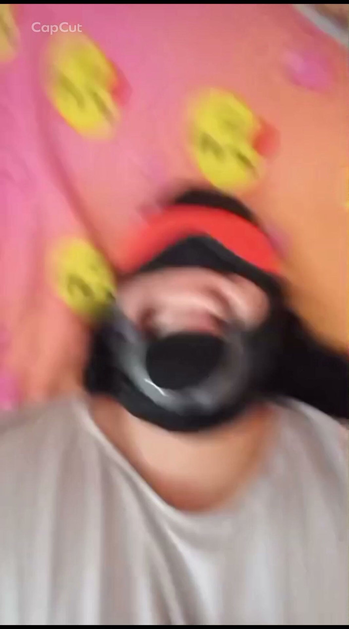 Valkyrieandluigy: Isteri menghisap kaya