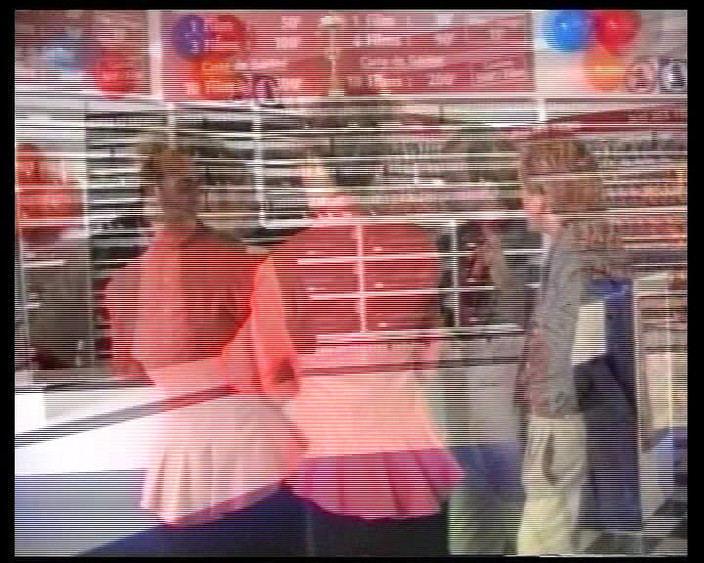 Under German Roofs: Coño de putas alemanas se moja viendo una polla dura -...