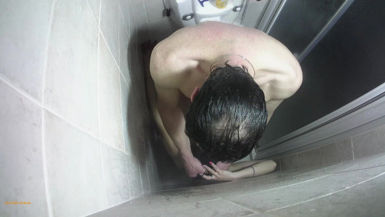 LauraOnHeels: In the shower rough throatfuking, pussyfucking and anal sex. You...