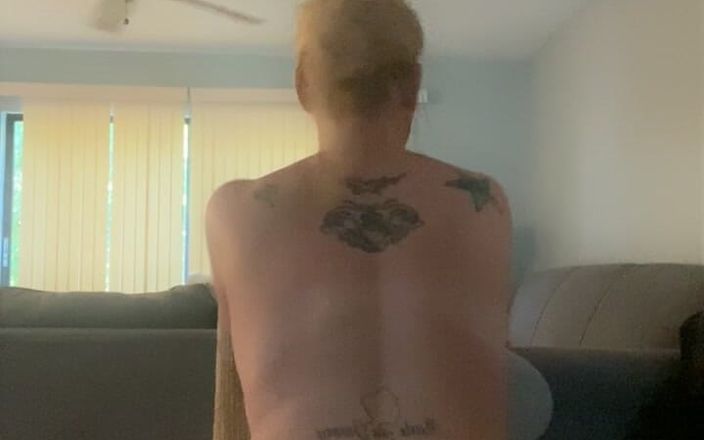 Sirs Slut: Chơi âm hộ cho bạn
