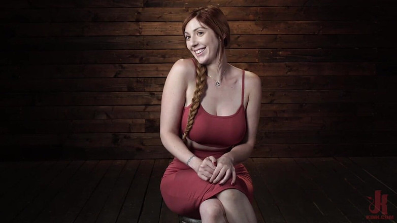 Kink: Lauren Phillips: roșcată neajutorată în robie făcută să ejaculeze