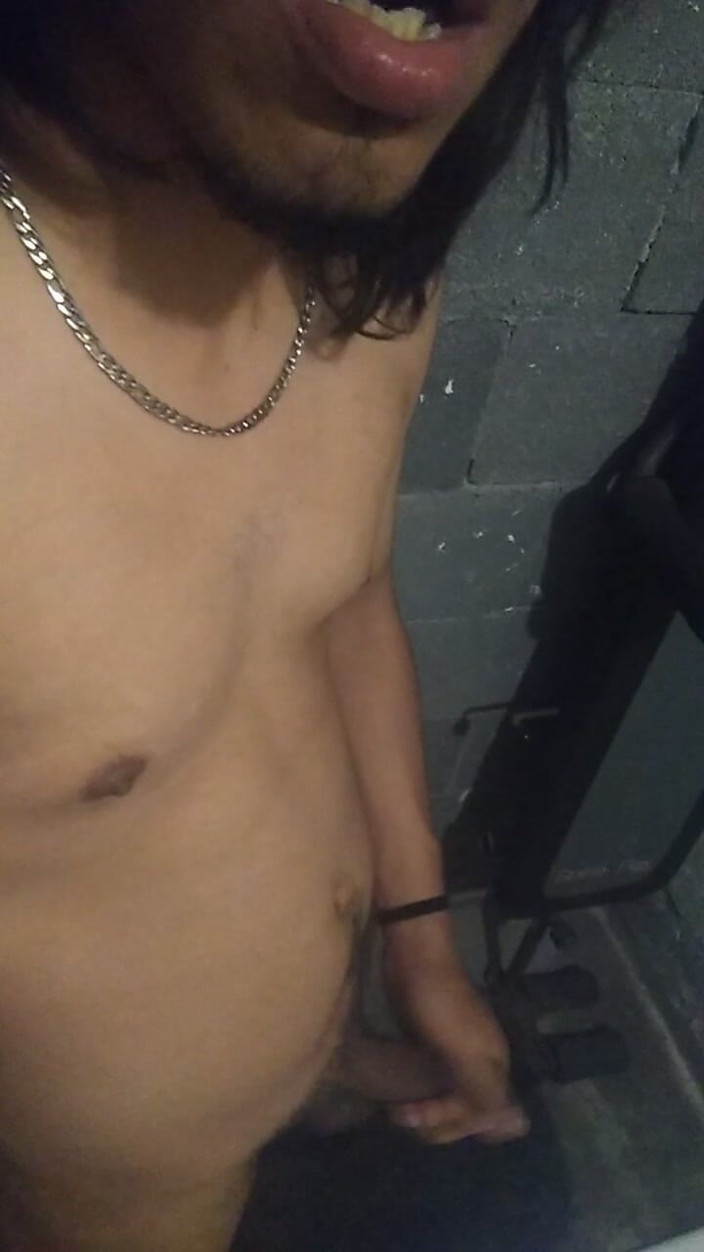 AlexAlejandro13: Actividad Caliente Por Las Noches En El Baño