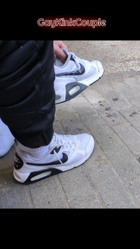 Sharing Nike Air Max Sneaker 4