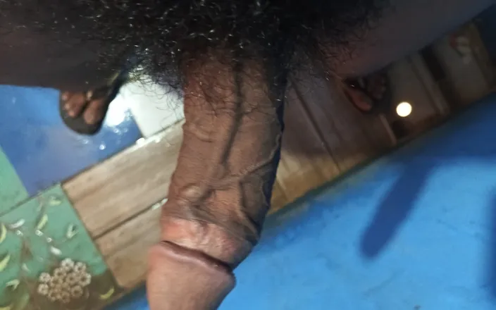 Deshichut1: I Hit the Toilet Today, I Got Water Out of...