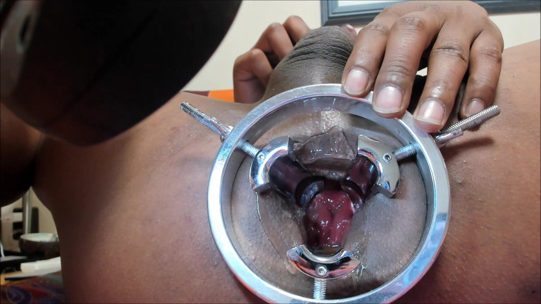 Nueng_Thai: Nueng, No. 117, Nueng &amp; Pitt Special, Cumshot Ketiga