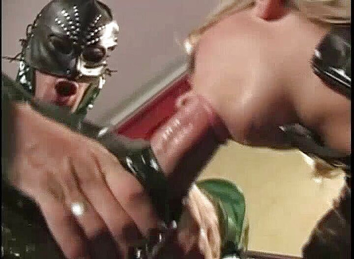 Bizzarre X: Keinginan mesum yang gila - adegan #09