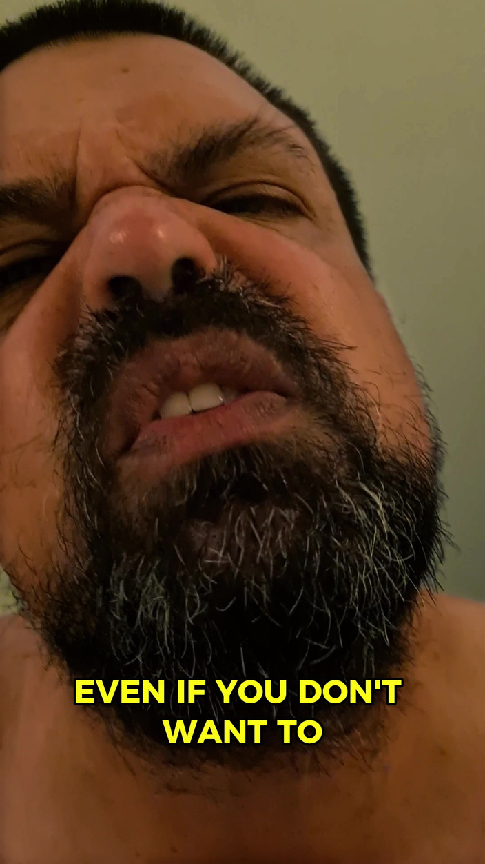 Punchbagplz: Bear Cop POV - dyrkan och dominans