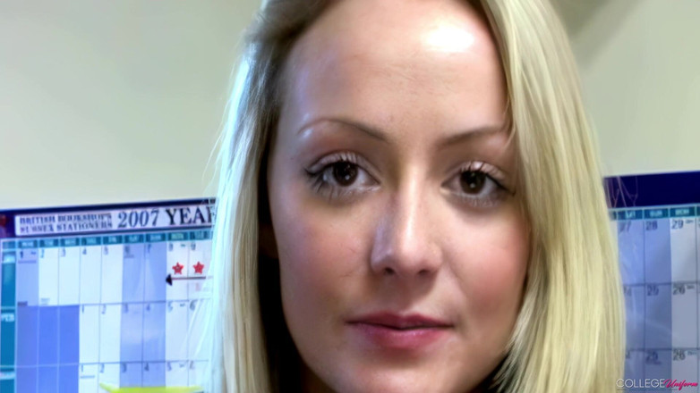 College Uniform: Entrevista Con Alana Chase