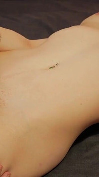 Memek cowok mesum ini dijilat dan dicrot sperma hangatnya.