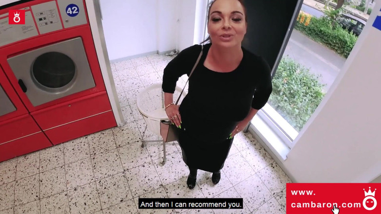 Cam Baron: MILF Priscilla: Cieszyć się boner młodej stadniny! Cambaron