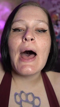 Tour pela boca com dentaduras