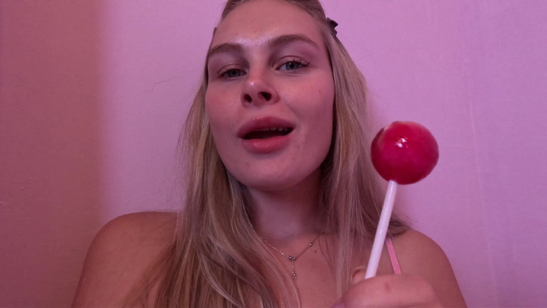 HotPrincessUA: Pink talk, tentation douce avec une sucette