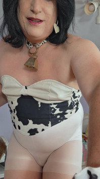 This Cow Is Getting Mounted and Milked Tonight! Mooooo!