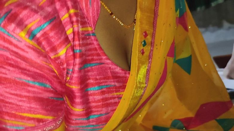 Gini272: Bhabhis sex in der nacht, als niemand zu hause war