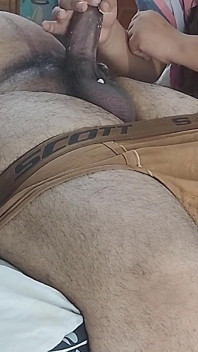 Fată indiană ia o muie neglijentă în Fabhouse - adânc în gât Desi Heat