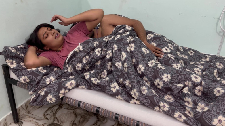 Hotty_ragini: My Big Stepsister Was Angry with Me, We Shared Single...