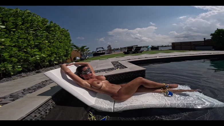Miss Lexa: Trying to Impress My Neighbours by Tanning Naked