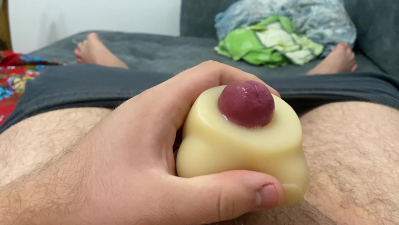 OsiaCA: Mi scopo una figa di gomma