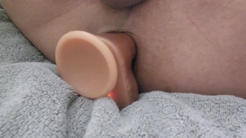SissyLisa4U: CD Lisa &amp; thrusting vibrator