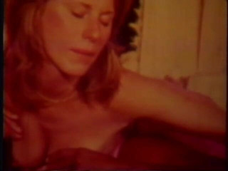 Vintage Usa: สาวงามย้อนยุคสามคนผสมชาติสนุกกันแบบเปลี่ยนน้ำควย - (ไม่มีเสียงพูด มีแต่เพลง)