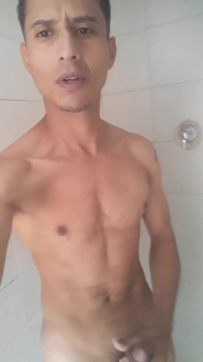 Jhonasx: Sprcha pro můj penis, tvrdý a horký