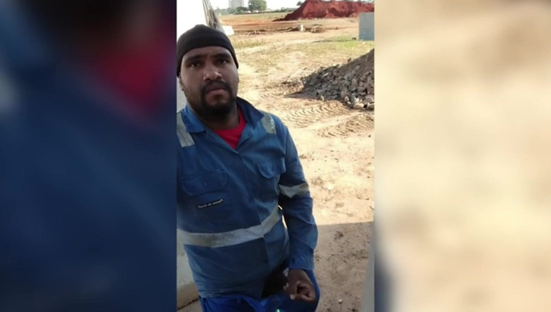 TheBlacKHunterr: 집에 가기 전에 일꾼은 일에 대해 그것을 제공합니다