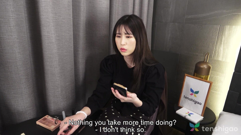 Tenshigao Backstage: Hitomi Kanzaki Za kulisami