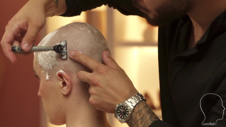 Euro Bald: Karyina