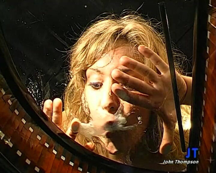 Gang Bang Germany: ggg - Mengejutkan: Dia suka digunakan oleh orang yang tidak dikenali!