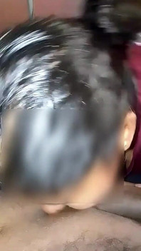 Adik tiriku jilat abang tiriku kayak es krim