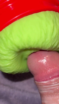 Hluboko uvnitř těsné 'grooty' díry paní Grinch