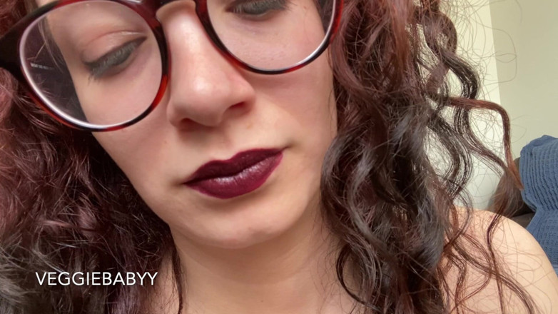 Veggiebabyy: J’essaye tous mes rouges à lèvres
