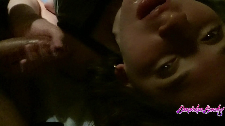 Candy Camille: Tinder Chlap Stříká Na Můj Obličej 3krát