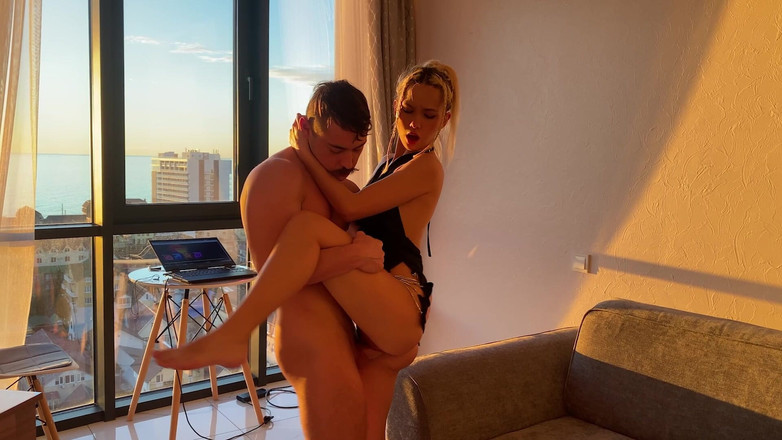 karina_lin: 내 가장 친한 친구는 대학 후 섹스하고 싶어