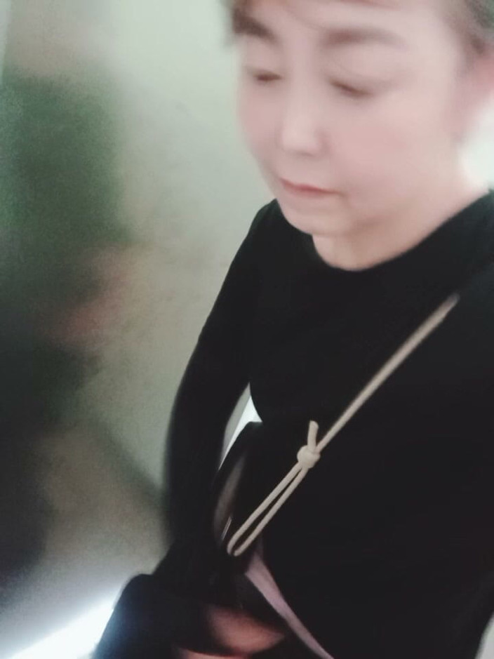 Mayumi Kanzaki: Toaletă în stil japonez