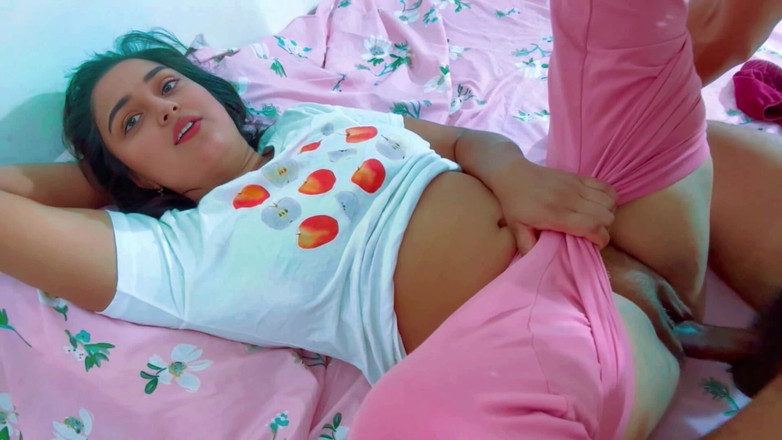 Lust Suman: Desi Village Girl First Time Fuck Her Tight Viral Mms...