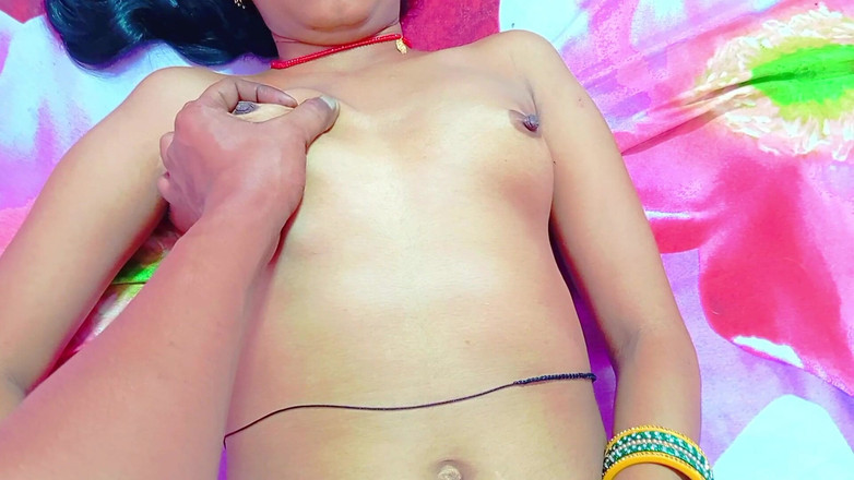 BadAim6: 印度继妹嫂用印地语音频自拍