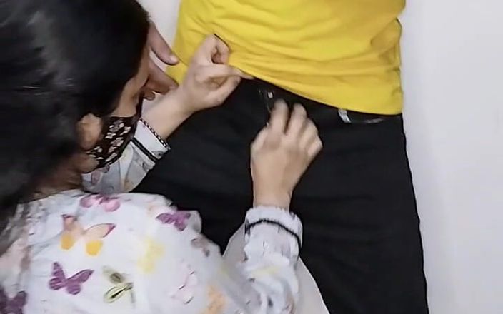 Sairaxsaim: Sexo sob medida com cliente menina fodendo mais