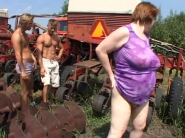 Hot Sex Party: Two studs bang sexy cock sucking fatty outside