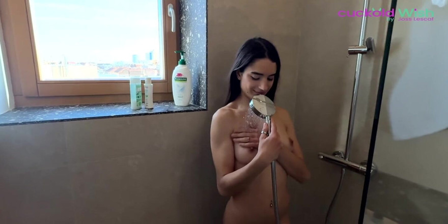 Joss for Cuckold wish: बड़ा काला कैंडी 19 साल की दुबली छात्रा पर क्लोज अप