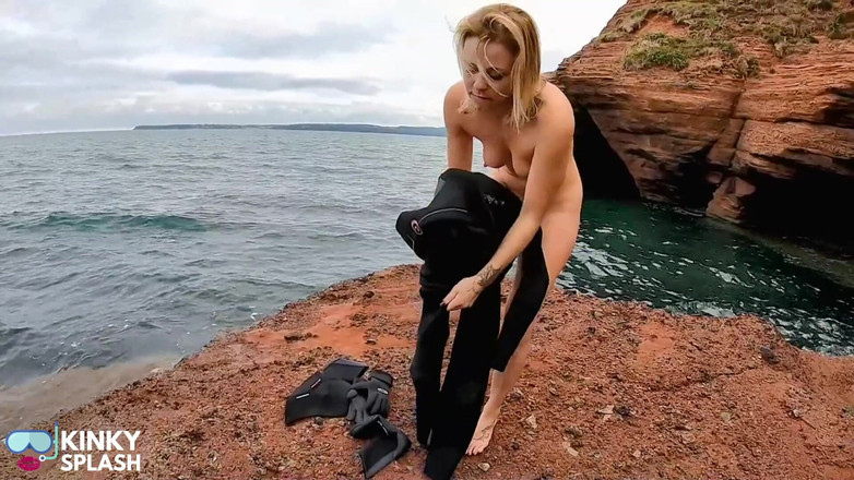 UKCuteGirl: Neopren Skin- Fantasy - Sea Play &amp; Rock Jumps