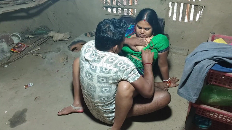 Raju Raju: Enjoyed Fucking the Neighbor Woman Naked Village Style Hot Fuck
