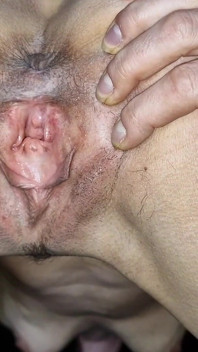 Outdoor-nacktheit, klafft meine muschi und pissen