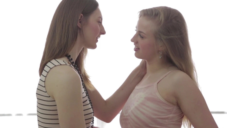 Blazing Teens: Teens Threesome