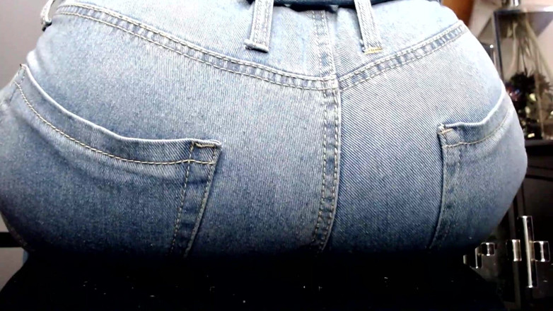 Maeling: College Teens Ruined with Giant Ass